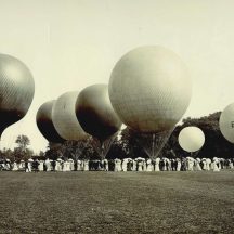 Balloons preparing to launch from the Ranalegh Club in London c1905